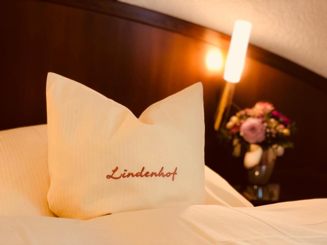 Hotel Lindenhof Mönchengladbach Esterno foto